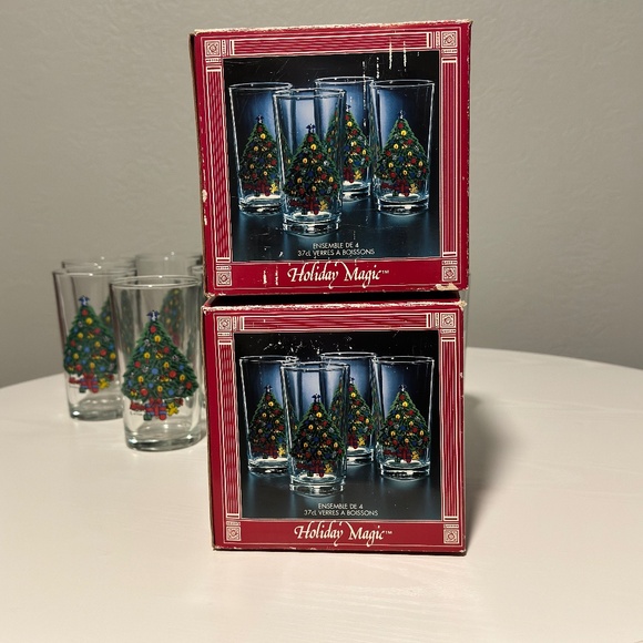 1993 "Holiday Magic 13 oz Beverage Glasses by Action Industries - Set of 8 - Picture 8 of 10